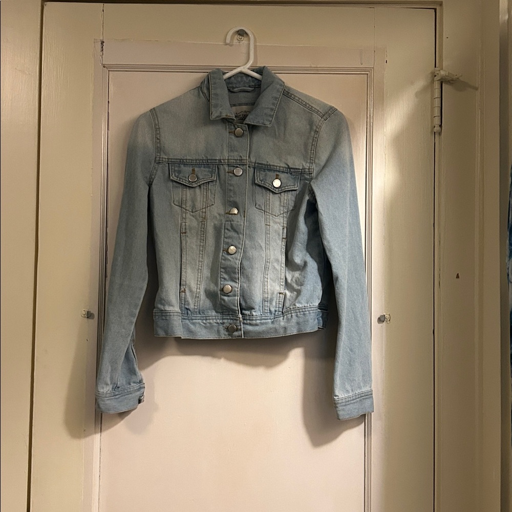 Women's Light Blue Denim Jacket